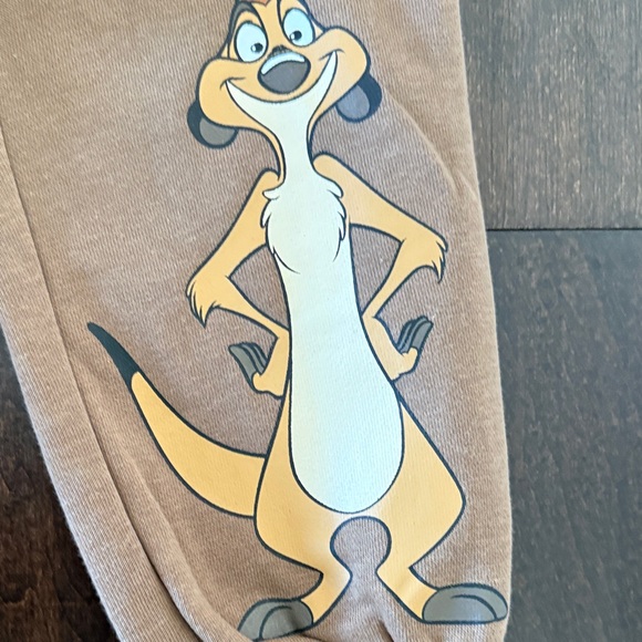 NWT H and M Disney Tan & Cream Lion King Fleece Sweatshirt and Joggers Set - Picture 4 of 5